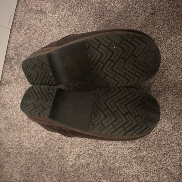 Dansko Comfort Clogs Brown Maroon Chevron Leather - Picture 6 of 6